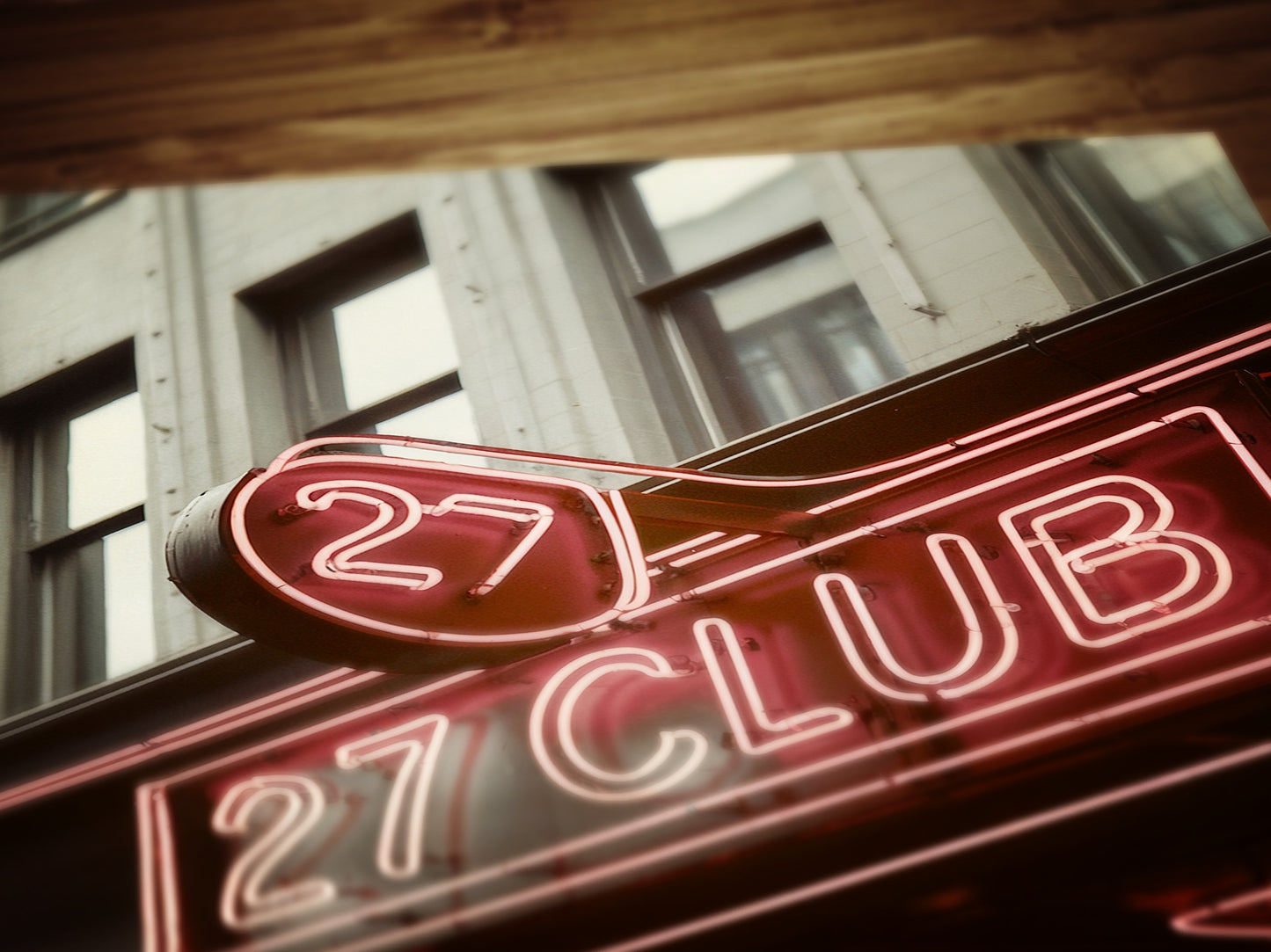27 Club Neon Sign Wall Art